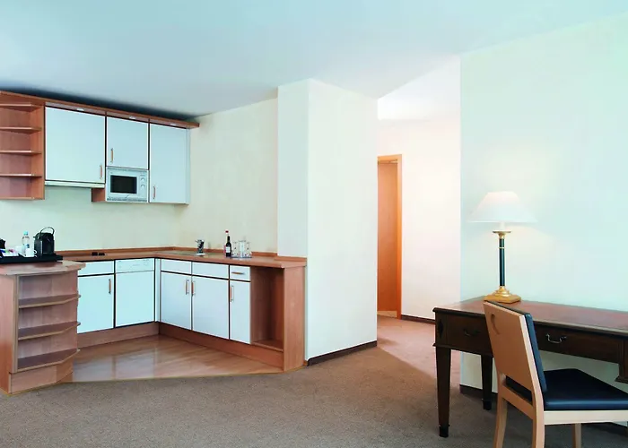 Hotell Nh Kreuzberg 3*