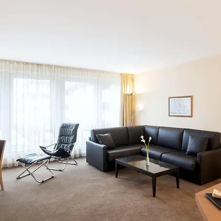 Nh Kreuzberg Hotel 3*