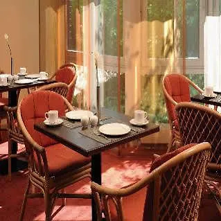 Nh Kreuzberg 3* Berlín