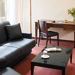 Nh Kreuzberg Hotel 3*